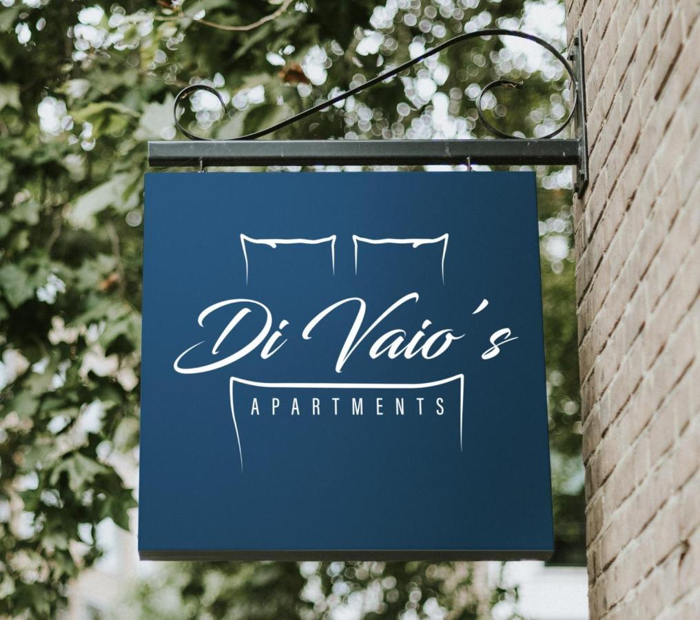 Di Vaio'S Apartments 나폴리 외부 사진