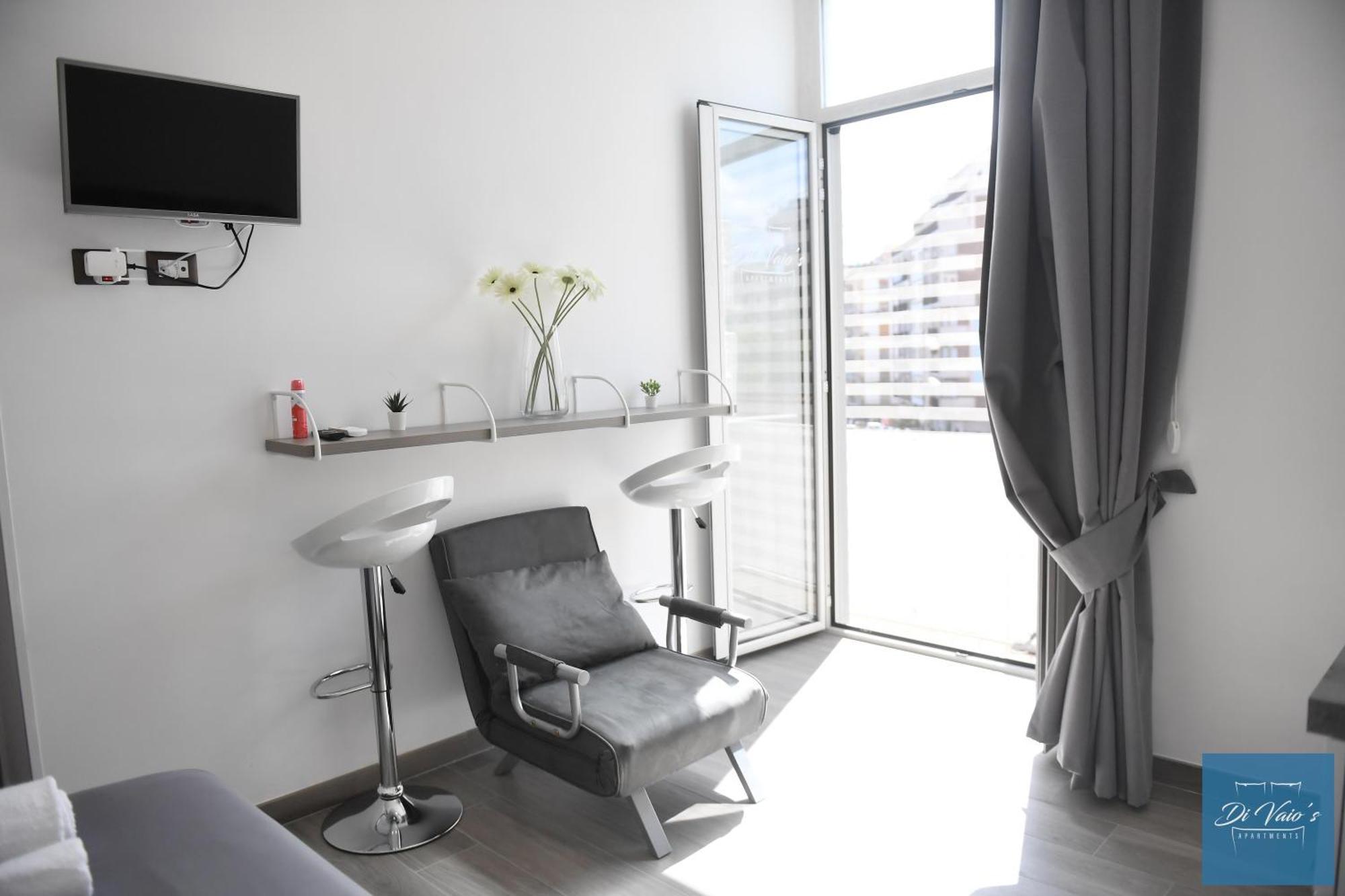 Di Vaio'S Apartments 나폴리 외부 사진