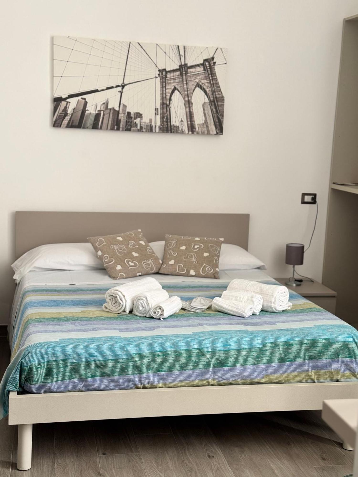 Di Vaio'S Apartments 나폴리 외부 사진